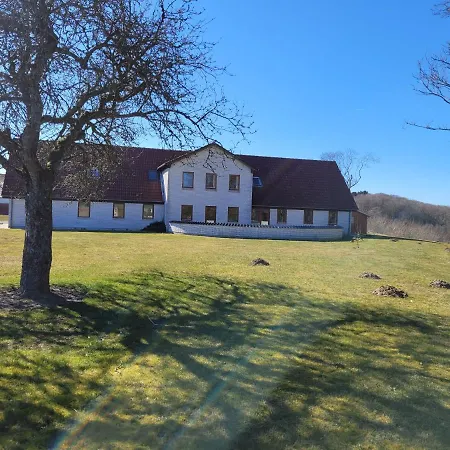 Stendalgaard Bed and Breakfast *